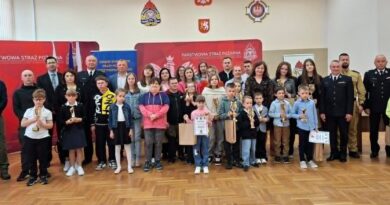 TOMASZÓW Strażacki konkurs plastyczny