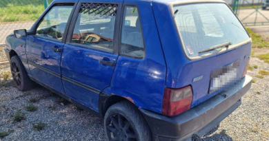 TOMASZÓW Pijany próbował driftować Fiatem Uno