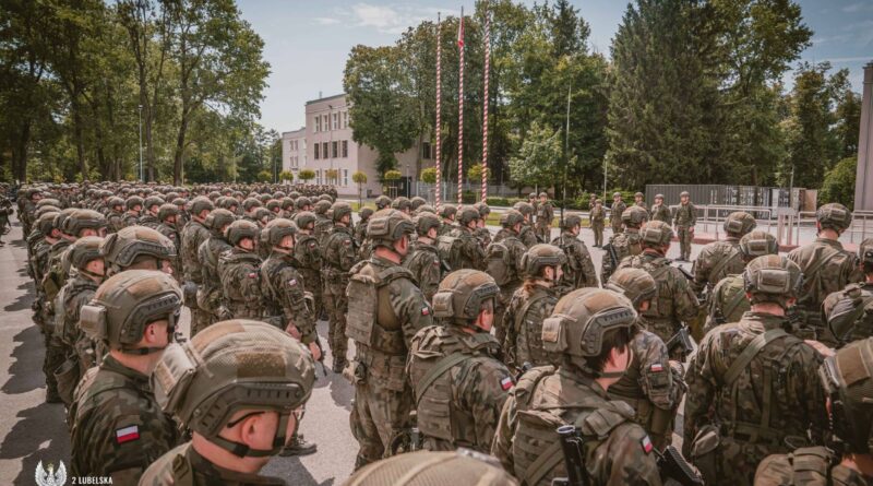 Żołnierze 2 Lubelskiej Brygady Obrony Terytorialnej podczas zbiórki